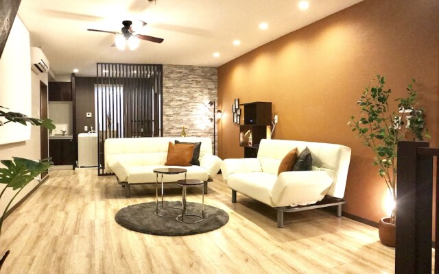 TSUKI Tsuruhashi House