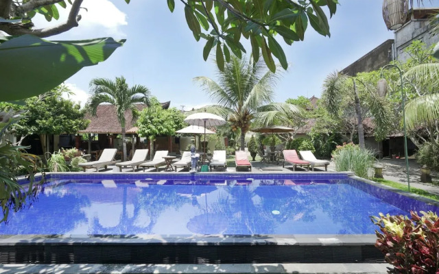 OYO 516 Kudesa Homestay