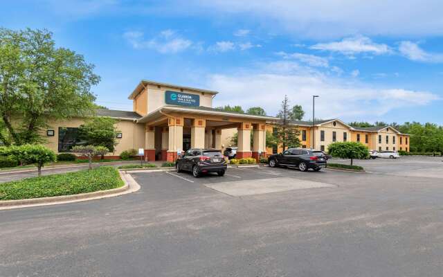 Clarion Inn & Suites Northwest