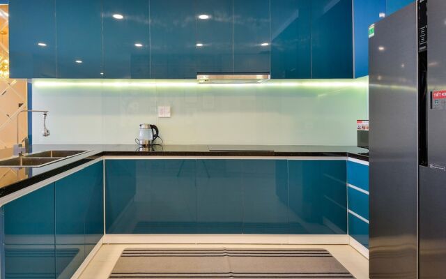 Gold View Apartment Floor 18