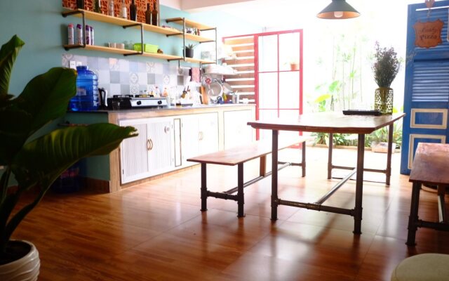 Madam Le's Home - Hostel