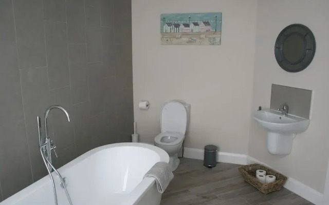 In the Heart of Portrush - 4 Beds