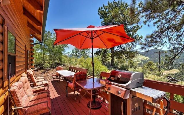Secluded W/ Game Room & Huge Wraparound Deck 3 Bedroom Cabin
