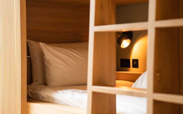 Mollie's Motel & Diner