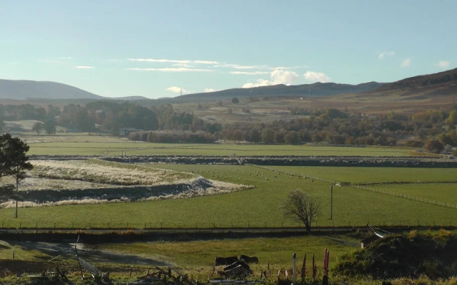 Tigh an Each B&B & Laggan Glamping