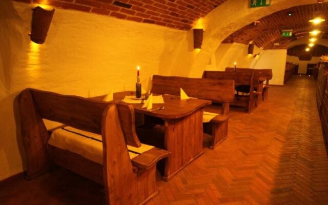 Rgi Posta tterem s Fogad