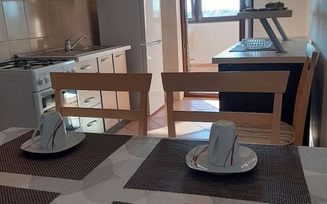 Enzo Apartment With Air-condition and Wi-fi