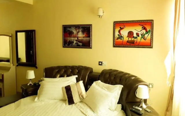 Jobyco Hotel