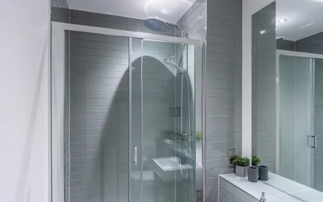 Modern Apartment, City Centre, Netflix, Parking