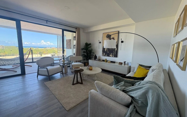Apartment w Terrace and 2 Bedrooms in Cap Cana