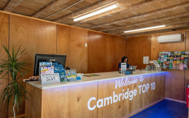 Cambridge TOP 10 Holiday Park - Campsite