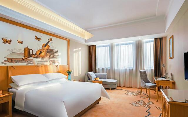 Vienna Hotel Taicang Zhenghe Road