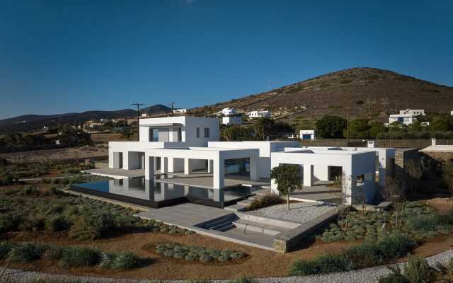 Monogram Travel Antiparos
