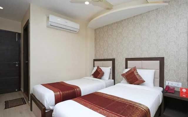 Hotel Aadesh Palace