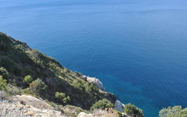 Amazing Apartment in Lacona - Capoliveri With 2 Bedrooms and Wifi