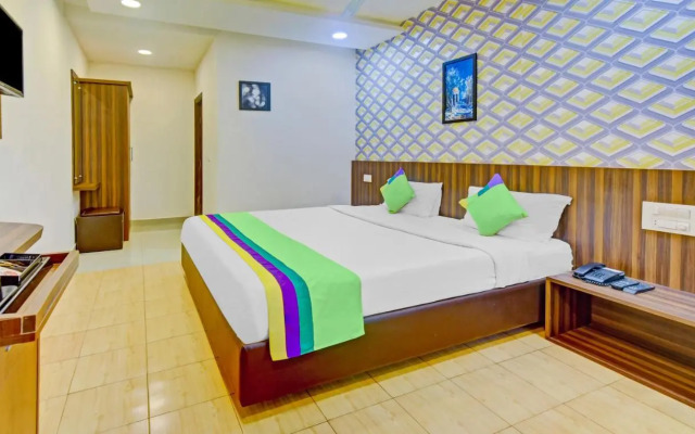 Itsy Hotels Igloo Residency Raja Seat