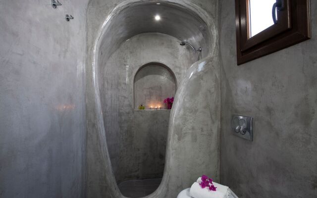 TheArtemis - Perissa Hotel