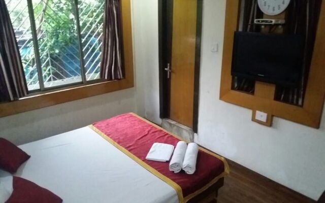 Ashreen Guest House