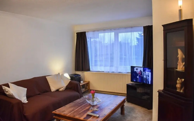 Bright & Spacious 2 bed Flat in Peaceful Hove