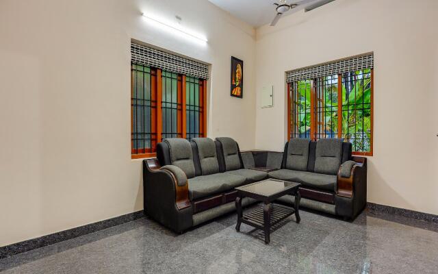 OYO 78022 Vinu Villa