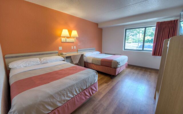 Motel 6 New Haven - Branford, CT
