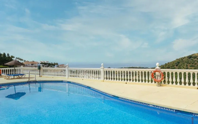 Seaview Sunny Altos De Calahonda Pool
