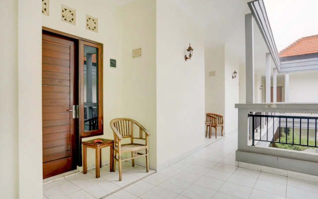 OYO 3910 Teges Inn