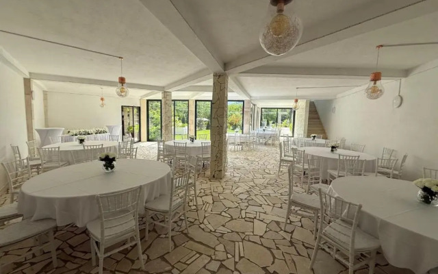 Rakovica Resort Luxury Apartments
