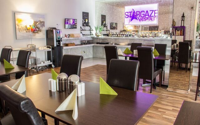 Stargaze Forum Hotel