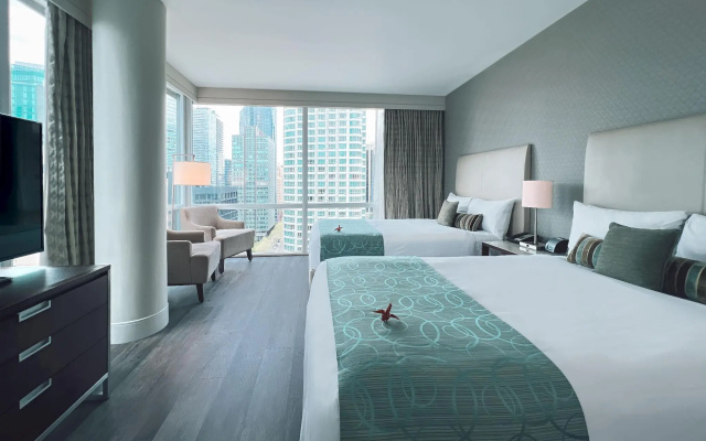 Coast Coal Harbour Vancouver Hotel by APA