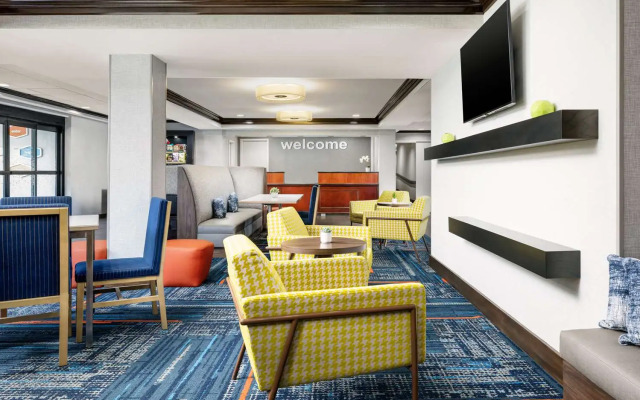 Hampton Inn Long Island/Islandia