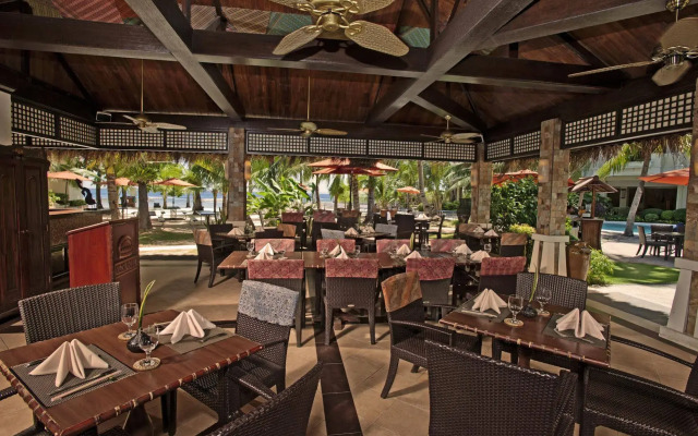 Costabella Tropical Beach Hotel