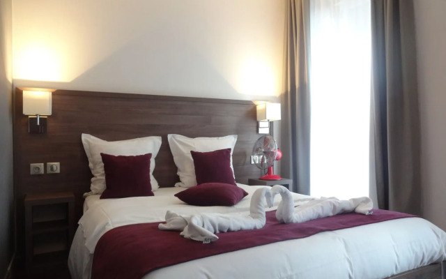 Hotel La Perle Montparnasse