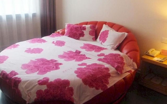 Super 8 Hotel Plaza North Road – Guest Rooms – Lanzhou