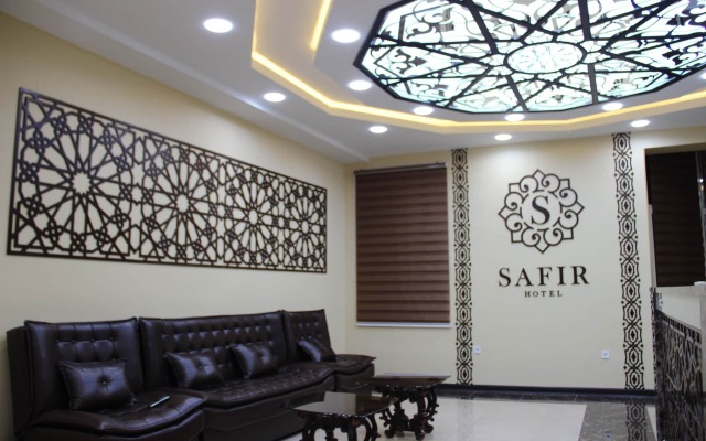 Hotel Safir
