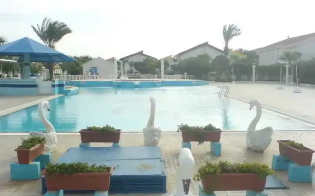 Long Beach Hotel And Villas