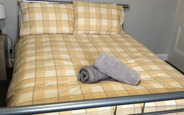 Contractor Accomodation 3-bed House in Liverpool