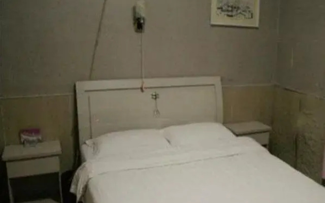 Yinchuan Yangguang Chuntianli Inn