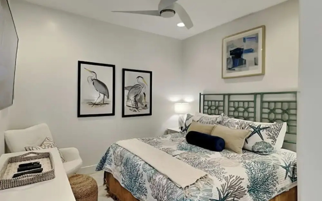Coastal Chic by Ryson Vacation Rentals