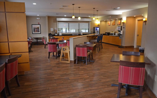 Comfort Suites Salem-Roanoke I-81