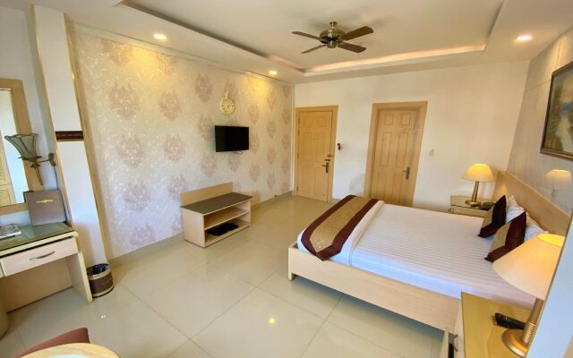 Tulip Hotel 2