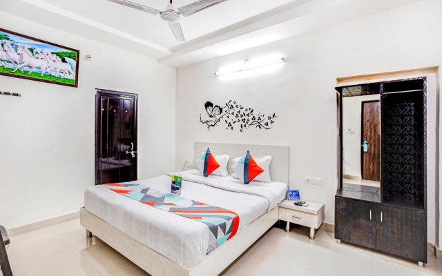 FabHotel Himanshi – Guest Rooms – Udaipur
