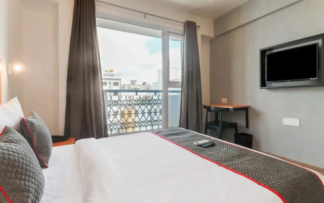 Sumithra Inn by OYO Rooms