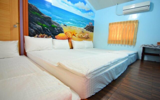 Haichian Hostel