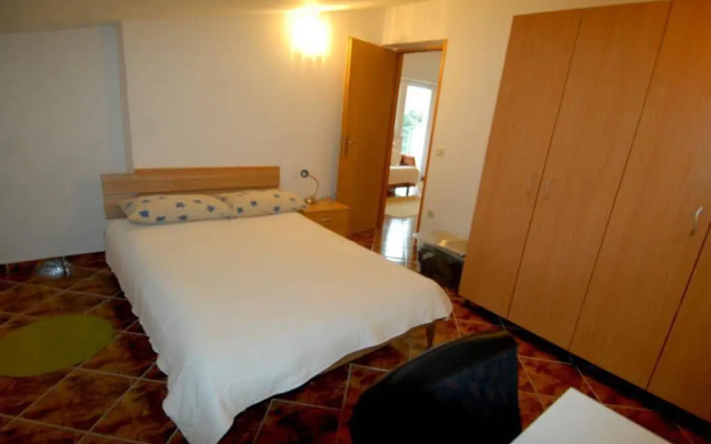 Guesthouse Konti