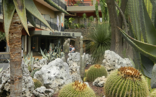 Garden Hotel