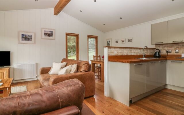 10 Water'S Edge, Looe