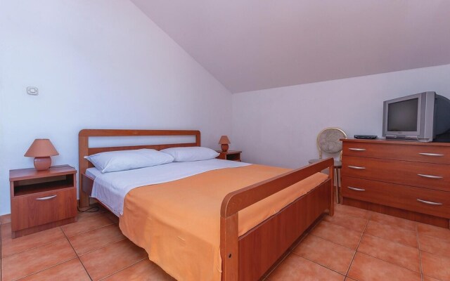 Nice Home in Tisno With Wifi and 1 Bedrooms