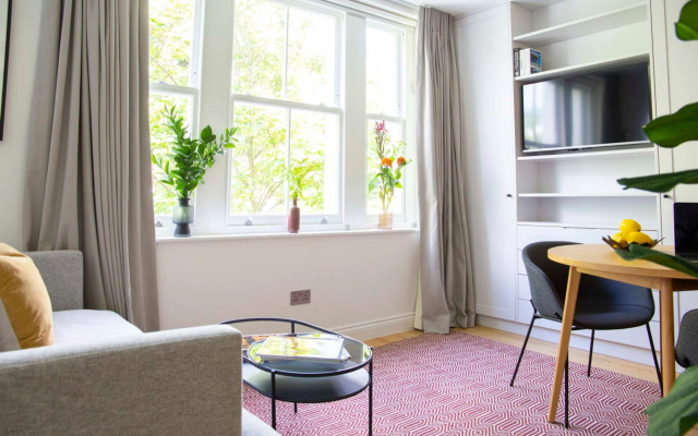 Coleherne Road Residence VIII