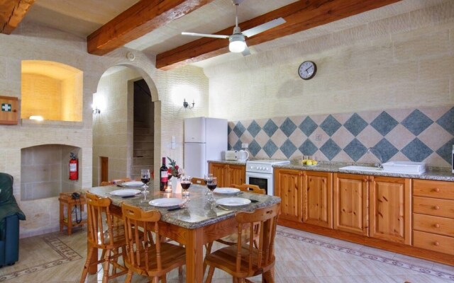 Ta Danjela 4 Bedroom Villa With Private Pool
